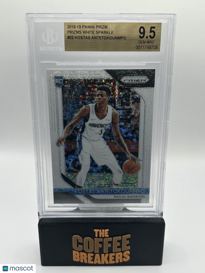 2018-19 Panini Prizm Prizms White Sparkle Kostas Antetokounmpo 